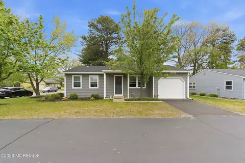 2 Berry Hill Rd #72, Whiting, NJ 08759