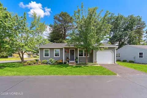 2 Berry Hill Rd #72, Whiting, NJ 08759