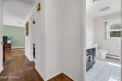 Entry Way - 165 Old Post Rd, Edison, NJ 08817 photo 3 of 4