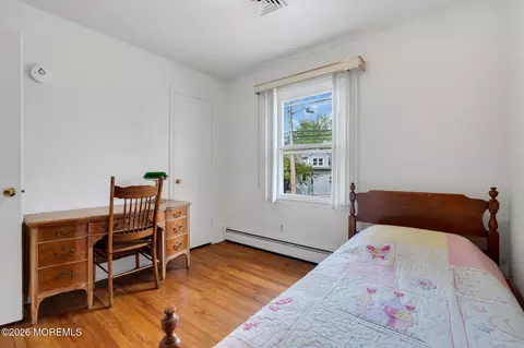 Bedroom - 165 Old Post Rd, Edison, NJ 08817 photo 4 of 6