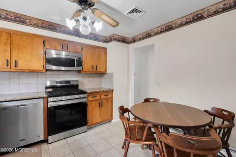 Other - 165 Old Post Rd, Edison, NJ 08817 photo 2 of 7