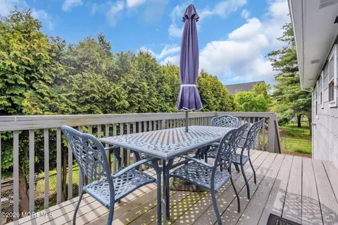 Exterior - 165 Old Post Rd, Edison, NJ 08817 photo 2 of 5