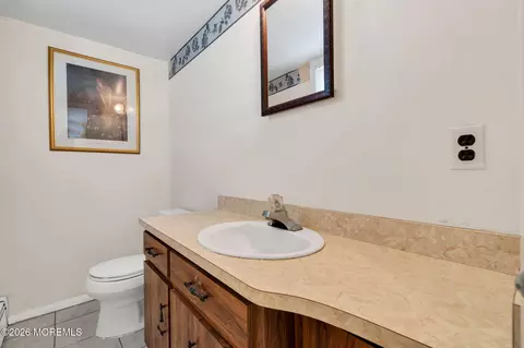 Bath - 165 Old Post Rd, Edison, NJ 08817 photo 2 of 2