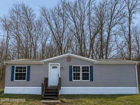 194 Jacobstown New Egypt Rd #2, Wrightstown, NJ 08562
