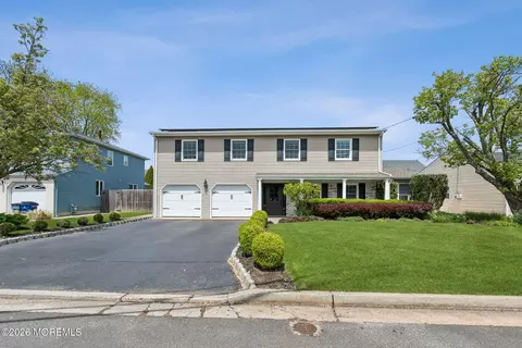 2225 Riviera Pkwy, Point Pleasant, NJ 08742