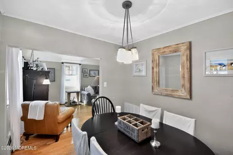 Dining - 9 Forrest Ave, Rumson, NJ 07760 photo 2 of 3