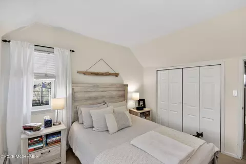 Bedroom - 9 Forrest Ave, Rumson, NJ 07760 photo 6 of 6