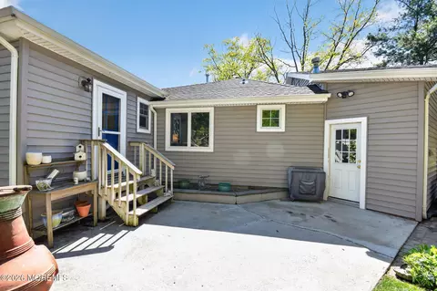 Exterior - 9 Forrest Ave, Rumson, NJ 07760 photo 7 of 7