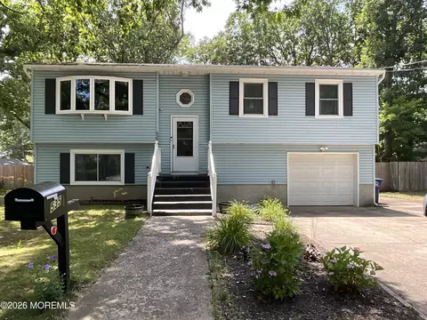 535 Cactus St, Browns Mills, NJ 08015