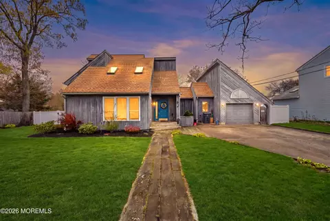 234 Arkansas Ave, Toms River, NJ 08753