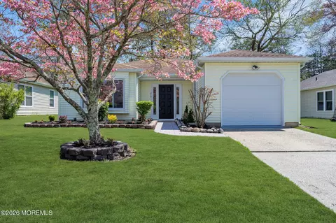 219 Lantern Pl, Little Egg Harbor, NJ 08087