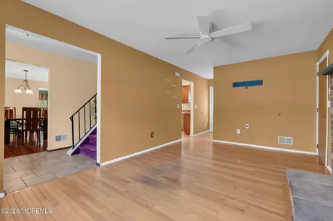 Living - 205 Frank Applegate Rd, Jackson, NJ 08527 photo 5 of 8