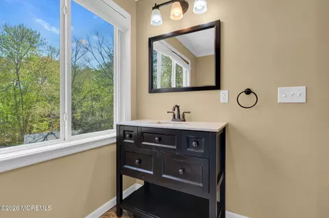 Bath - 205 Frank Applegate Rd, Jackson, NJ 08527 photo 4 of 5