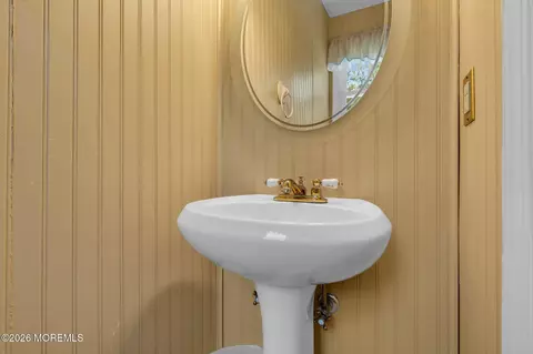Bath - 205 Frank Applegate Rd, Jackson, NJ 08527 photo 1 of 5