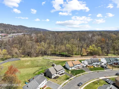 View/Area - 21 Starlit Dr, Middlesex, NJ 08846 photo 4 of 5