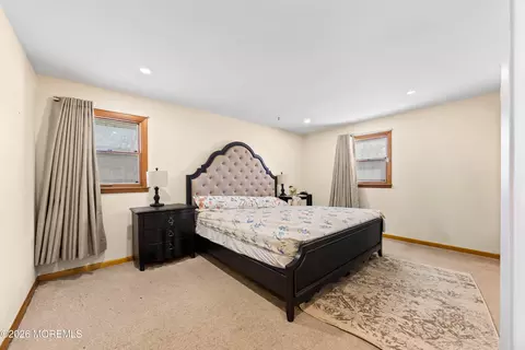 Bedroom - 21 Starlit Dr, Middlesex, NJ 08846 photo 1 of 5