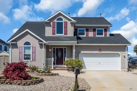 402 Atlantic City Ct, Lanoka Harbor, NJ 08734