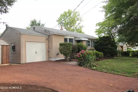 815 Shadylawn Way, Keyport, NJ 07735