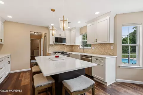 Kitchen - 3 Macintosh Ct, Jackson, NJ 08527 photo 1 of 6