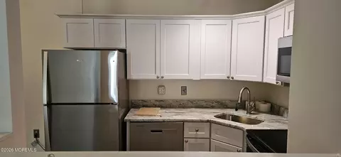 105 D Constitution Blvd, Whiting, NJ 08759