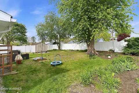 Exterior - 307 5th St, Waretown, NJ 08758 photo 4 of 4