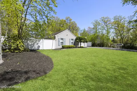 28 Ashford Rd, Jackson, NJ 08527