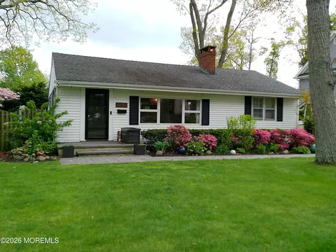 400 Lenape Trl, Brielle, NJ 08730
