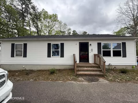 200 Spray Rd, Manahawkin, NJ 08050
