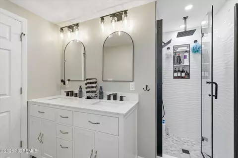 Bath - 234 Spruce Ln, Forked River, NJ 08731 photo 2 of 3