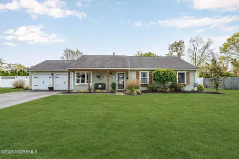 16 Aldgate Dr, Brick, NJ 08724