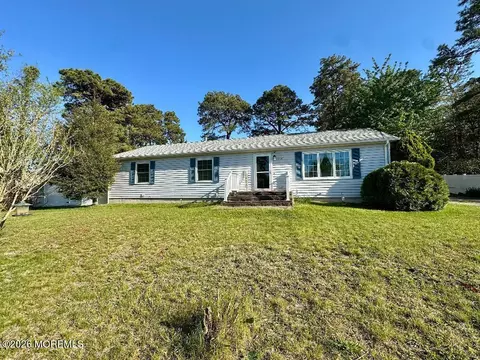 716 7th Ave, Toms River, NJ 08757