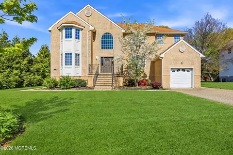 22 Tuscany Ter, Lakewood, NJ 08701