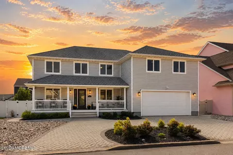 3324 Long Point Dr, Toms River, NJ 08753