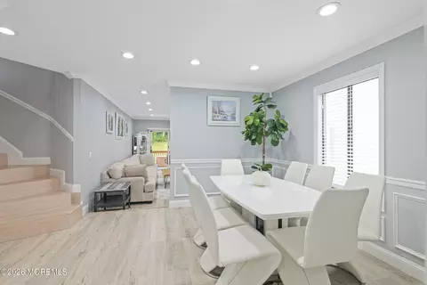 Dining - 70 Overlook Dr, Independence, NJ 07838 photo 2 of 2