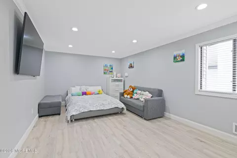Bedroom - 70 Overlook Dr, Independence, NJ 07838 photo 3 of 3