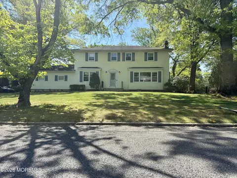 14 Silverbrook Pl, Lincroft, NJ 07738