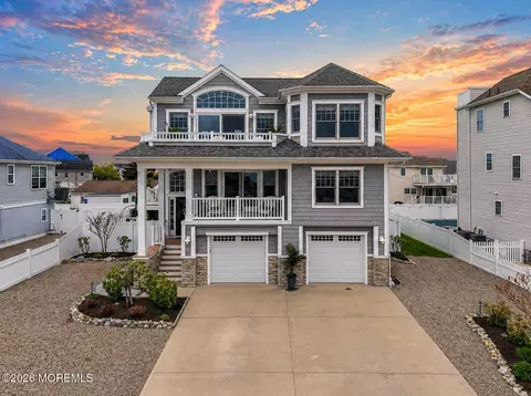 1515 Daytona Rd, Forked River, NJ 08731