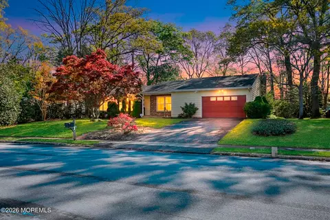 535 Holmes Ave N, Forked River, NJ 08731