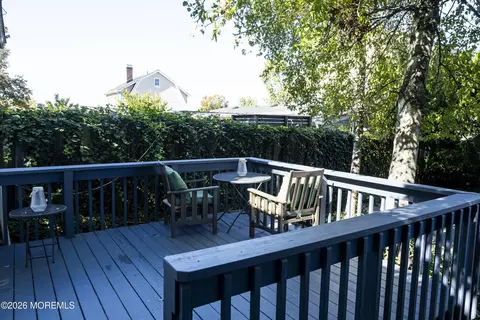 Exterior - 28 Florence Ave, Leonardo, NJ 07737 photo 7 of 9