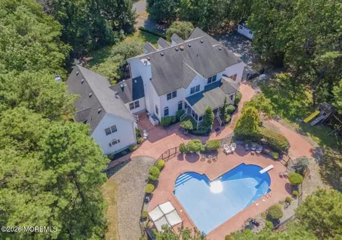 130 Savannah Rd, Jackson, NJ 08527