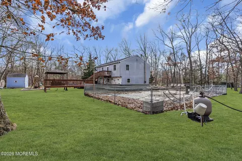 Exterior - 301 Clearstream Rd, Jackson, NJ 08527 photo 7 of 9
