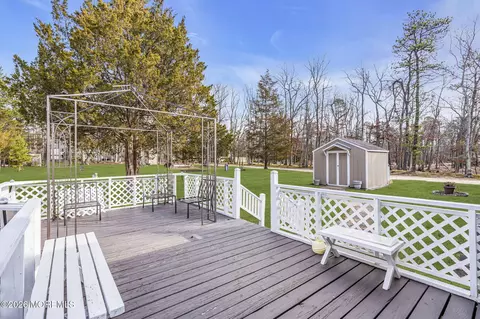 Exterior - 307 Clearstream Rd, Jackson, NJ 08527 photo 4 of 6