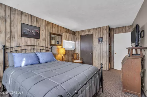 Bedroom - 307 Clearstream Rd, Jackson, NJ 08527 photo 1 of 5