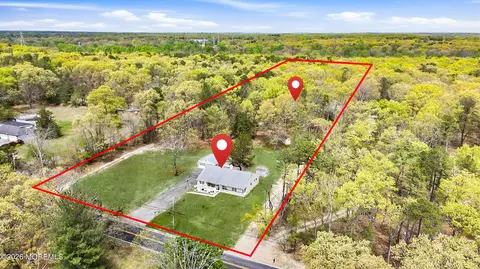 View/Area - 307 Clearstream Rd, Jackson, NJ 08527 photo 2 of 4