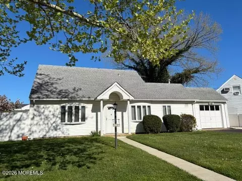 927 Woodgate Ave, Long Branch, NJ 07740