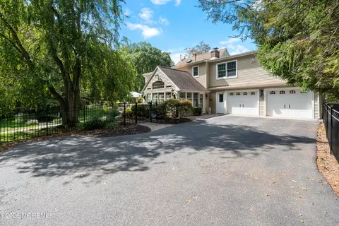 Exterior - 609 Spaulding Ave, Forked River, NJ 08731 photo 5 of 15