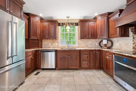 Kitchen - 609 Spaulding Ave, Forked River, NJ 08731 photo 4 of 4