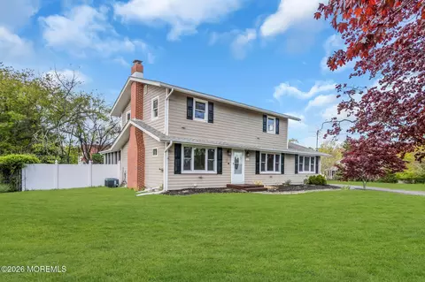 107 Mathis Dr, Little Egg Harbor, NJ 08087
