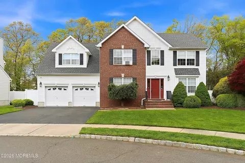 21 Rutgers Dr, Howell, NJ 07731