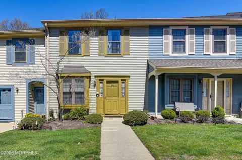 258 Grassmere Ct, Aberdeen, NJ 07747